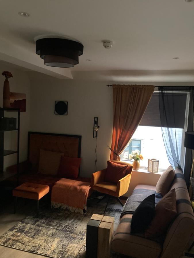 Downtown Historical House With Renovated Apartments โอเลซุนด์ ภายนอก รูปภาพ